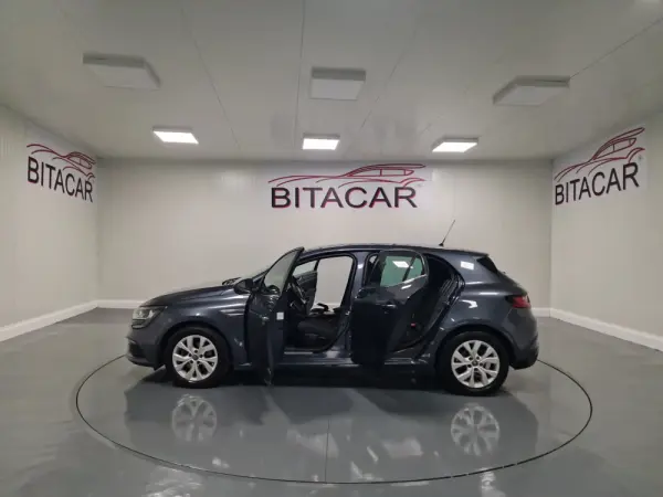 Renault Mégane 1.5 Blue dCi Limited 32