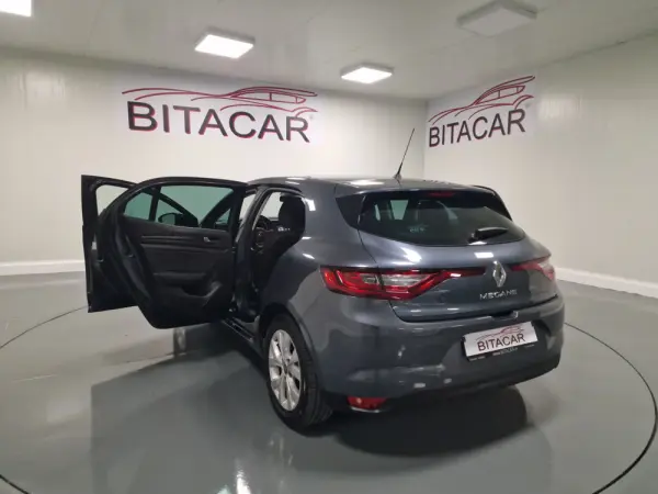 Renault Mégane 1.5 Blue dCi Limited 34