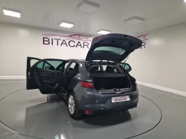 Renault Mégane 1.5 Blue dCi Limited 38