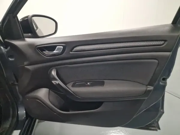 Renault Mégane 1.5 Blue dCi Limited 54
