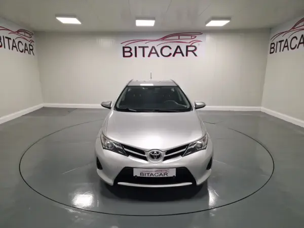 Toyota Auris Touring Sports 1.4 D-4D Active+AC 7