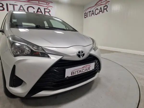Toyota Yaris 1.0 VVT-i Active+AC 5