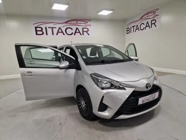 Toyota Yaris 1.0 VVT-i Active+AC 13
