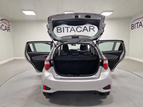 Toyota Yaris 1.0 VVT-i Active+AC 37