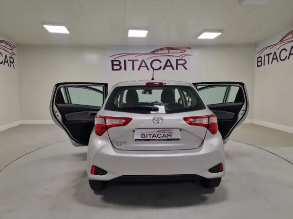 Toyota Yaris 1.0 VVT-i Active+AC 38