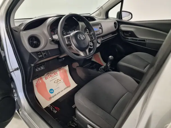 Toyota Yaris 1.0 VVT-i Active+AC 59