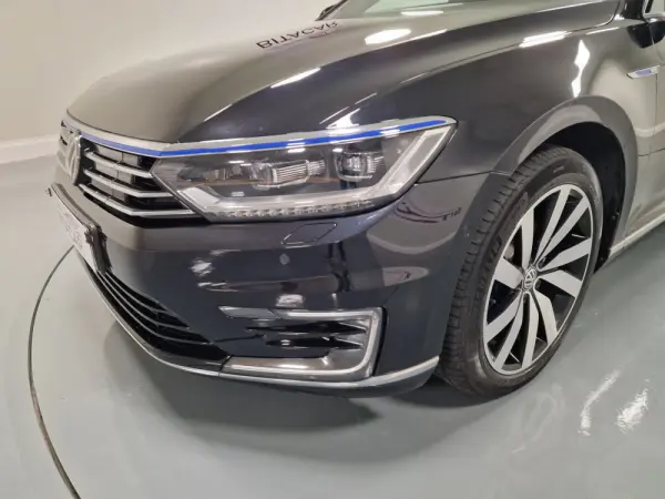 Volkswagen Passat Variant 1.4 TSI GTE Plug-in 10