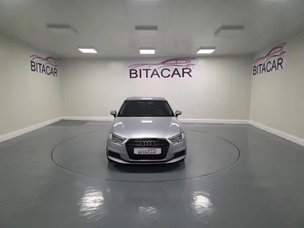 Audi A3 Sportback 1.6 TDI Design 9