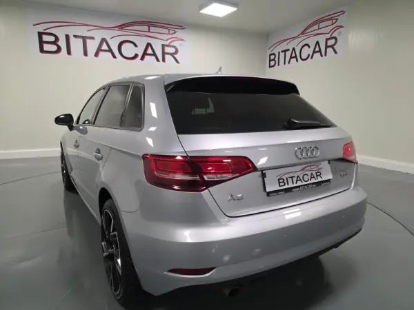 Audi A3 Sportback 1.6 TDI Design 23