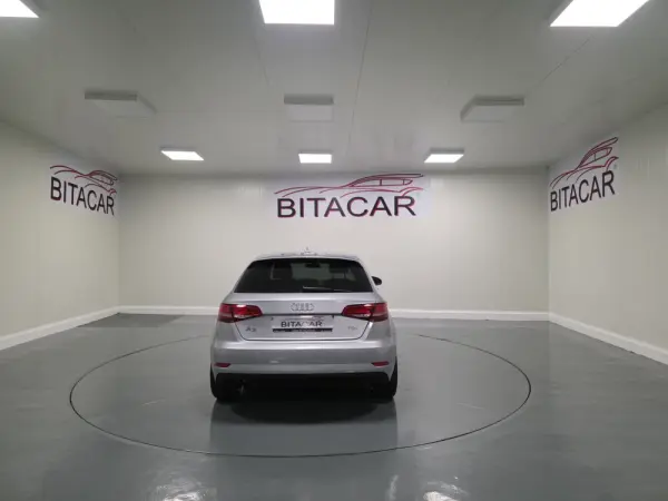 Audi A3 Sportback 1.6 TDI Design 26