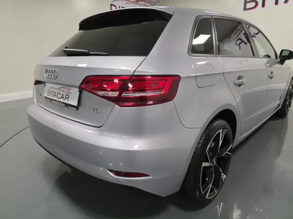 Audi A3 Sportback 1.6 TDI Design 31
