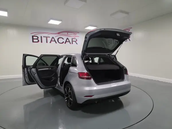 Audi A3 Sportback 1.6 TDI Design 46
