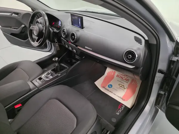 Audi A3 Sportback 1.6 TDI Design 74