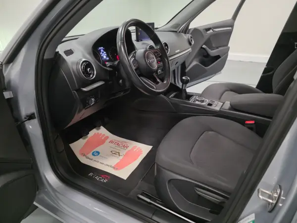 Audi A3 Sportback 1.6 TDI Design 81