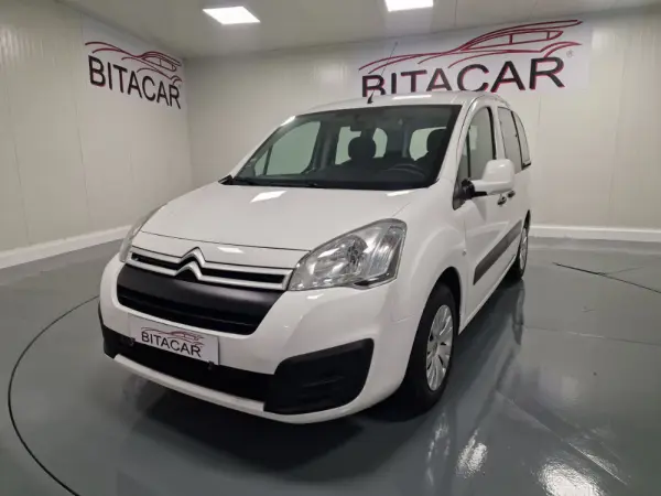 Citroen Berlingo 1.6 BLUEHDI 5 LUGARES 9