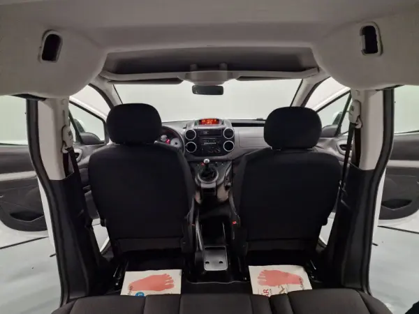 Citroen Berlingo 1.6 BLUEHDI 5 LUGARES 33