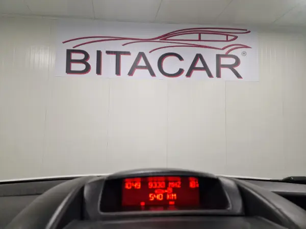 Citroen Berlingo 1.6 BLUEHDI 5 LUGARES 63