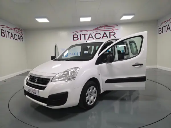 Peugeot Partner TEPEE 1.6 BLUEHDI 5 LUGARES 40