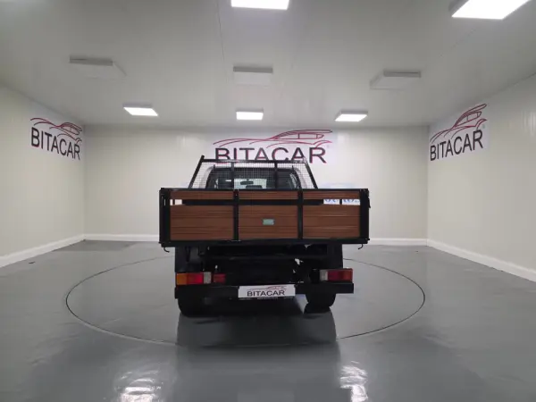 Toyota Hilux 2.4 D-4D 4WD CD CH 18
