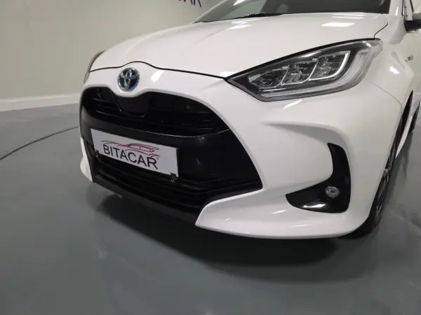 Toyota Yaris 1.5 HDF EXCLUSIVE 9