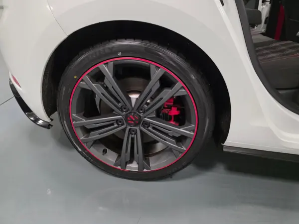 Volkswagen Golf 2.0 TSI GTI DSG Performance 50