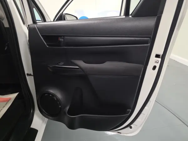 Toyota Hilux 2.4 D-4D 4WD CD CH 58