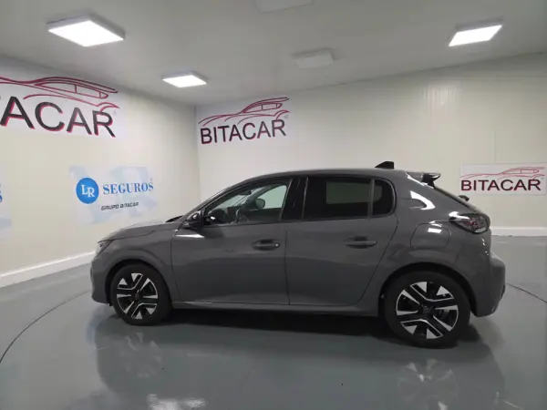 Peugeot 208 ALLURE 21