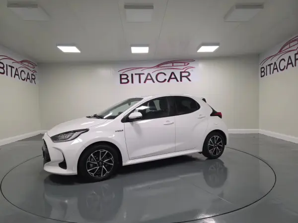 Toyota Yaris 1.5 HDF EXCLUSIVE 17