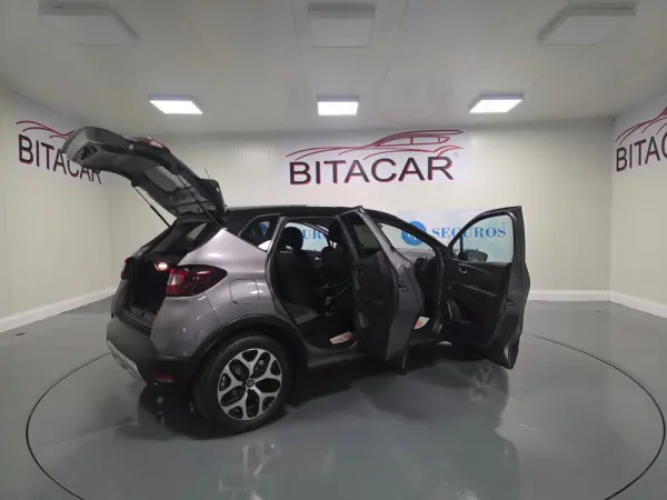 Renault Captur 1.5 DCI EXCLUSIVE 63
