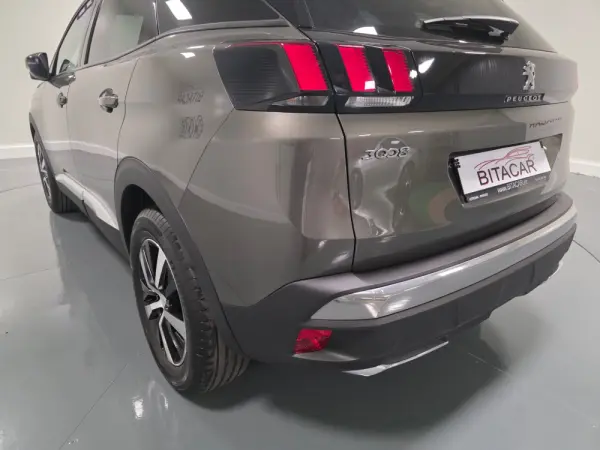 Peugeot 3008 1.5 BLUEHDI ACTIVE 40