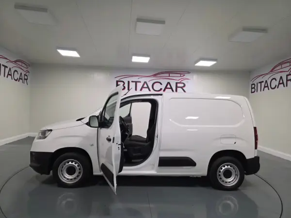 Toyota Proace CITY 1.5D IVA DEDUTIVEL 33