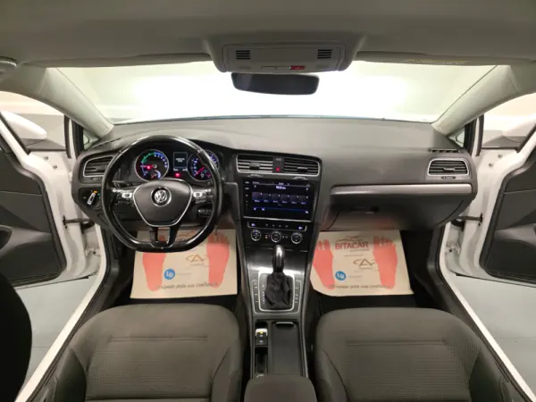 Volkswagen e-Golf AC/DC 74