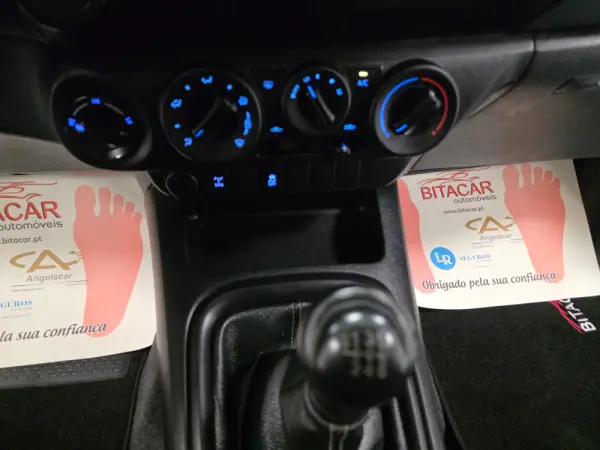 Toyota Hilux 2.4 D-4D 4WD CD CH 102