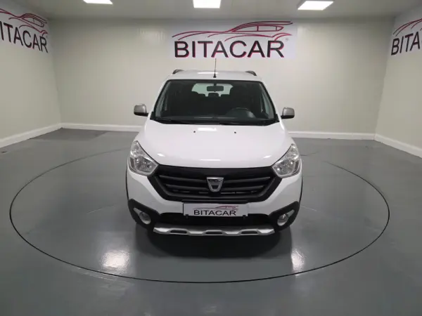 Dacia Lodgy 1.2 STEPWAY 8