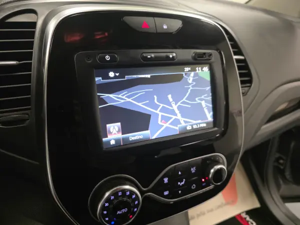 Renault Captur 1.5 DCI EXCLUSIVE 128