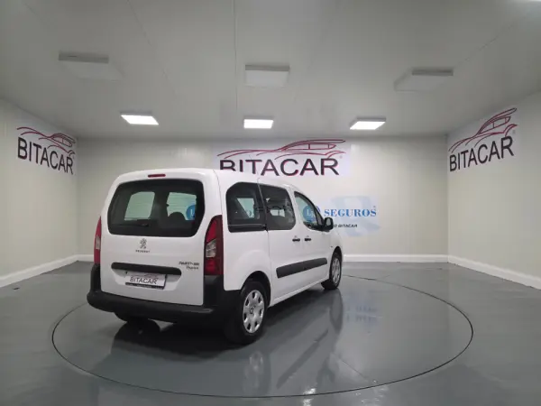 Peugeot Partner TEPEE 1.6 BLUEHDI 5 LUGARES 29