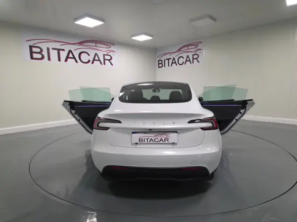 Tesla Model 3 Tração Traseira Premium 63