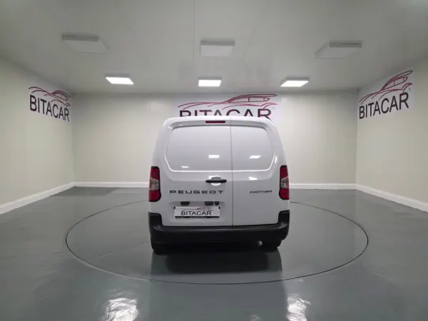 Peugeot Partner 1.5 BLUEHDI 100CV LONGA CAMARA TRASEIRA 46