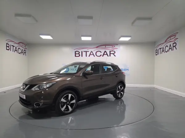 Nissan Qashqai 1.5 dCi N-Connecta Led 19
