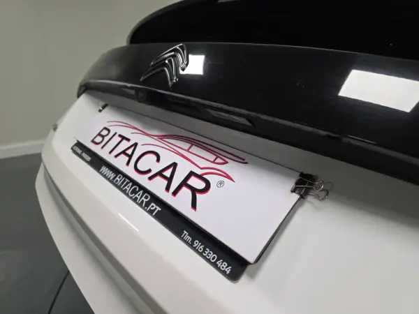 Citroen e-C4 SHINE 63