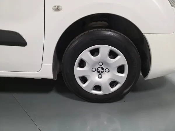 Peugeot Partner TEPEE 1.6 BLUEHDI 5 LUGARES 4