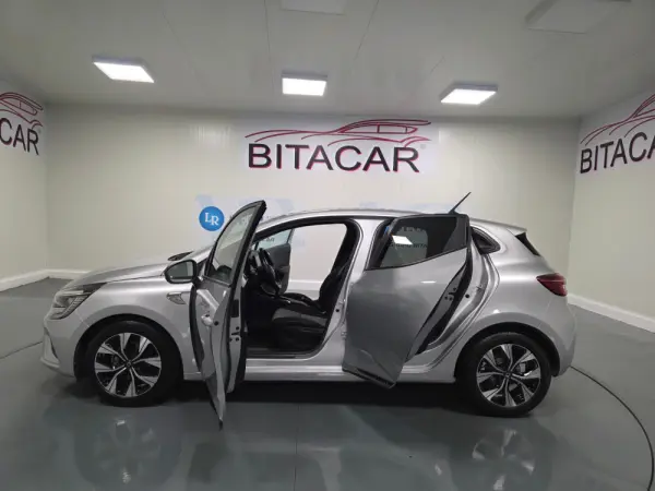 Renault Clio 1.0 TCE LIMITED 34