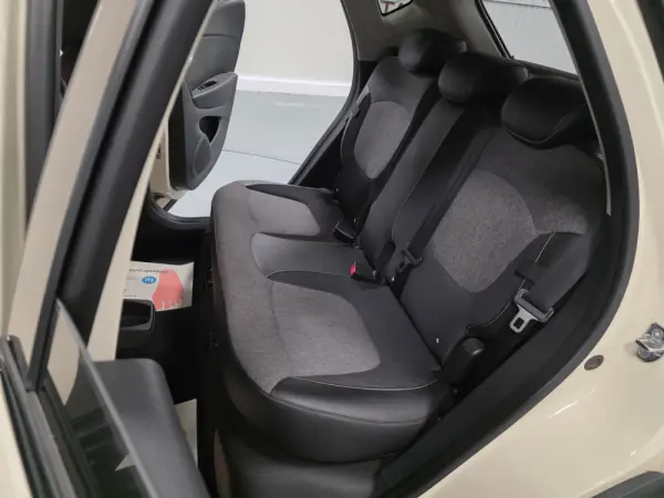 Renault Captur 1.5 DCI EXCLUSIVE 6