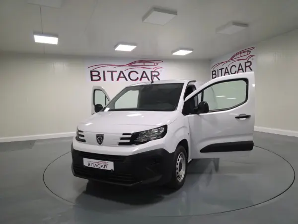 Peugeot Partner 1.5 BLUEHDI 100CV LONGA CAMARA TRASEIRA 28