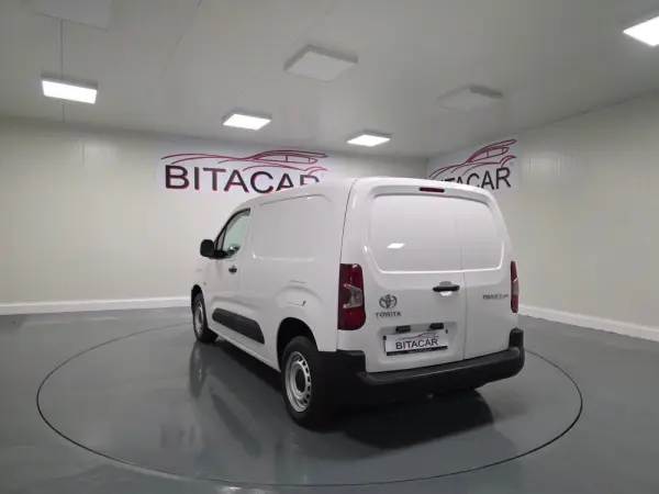 Toyota Proace CITY 1.5D IVA DEDUTIVEL 19