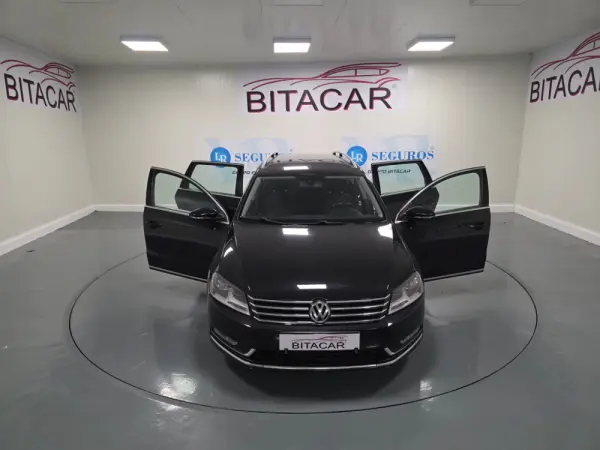 Volkswagen Passat 1.6 TDI Confortline 32