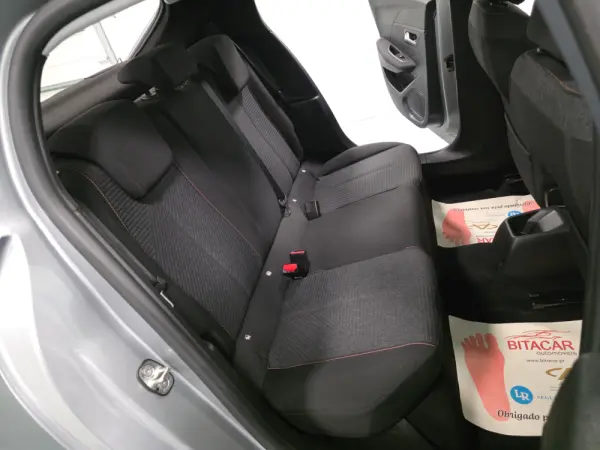 Peugeot 208 1.2 STYLE 56