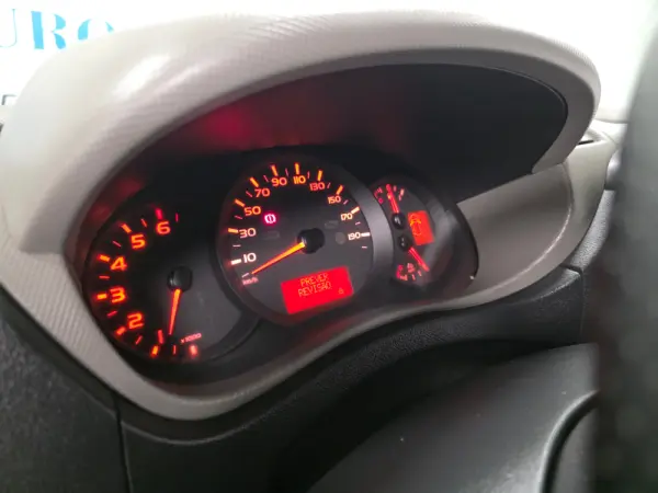 Renault Master 2.3 DCI 130CV BASCULANTE 82