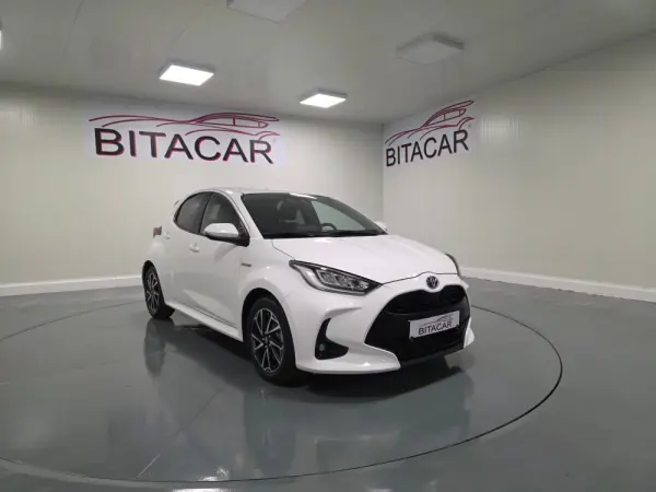 Toyota Yaris 1.5 HDF EXCLUSIVE 2
