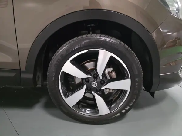 Nissan Qashqai 1.5 dCi N-Connecta Led 4